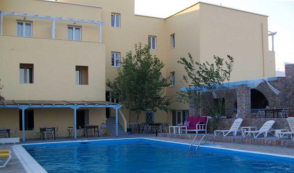 Zorbas Hotel Santorini Pýrgos Екстериор снимка