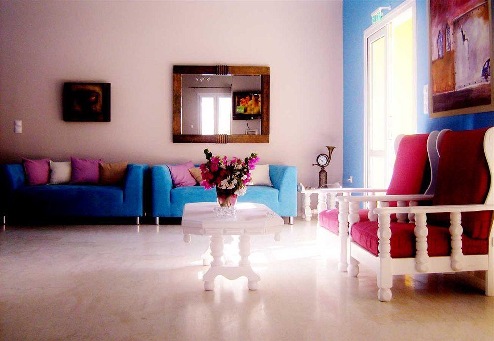 Zorbas Hotel Santorini Pýrgos Екстериор снимка