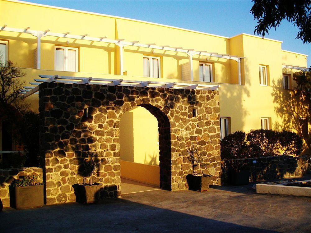 Zorbas Hotel Santorini Pýrgos Екстериор снимка
