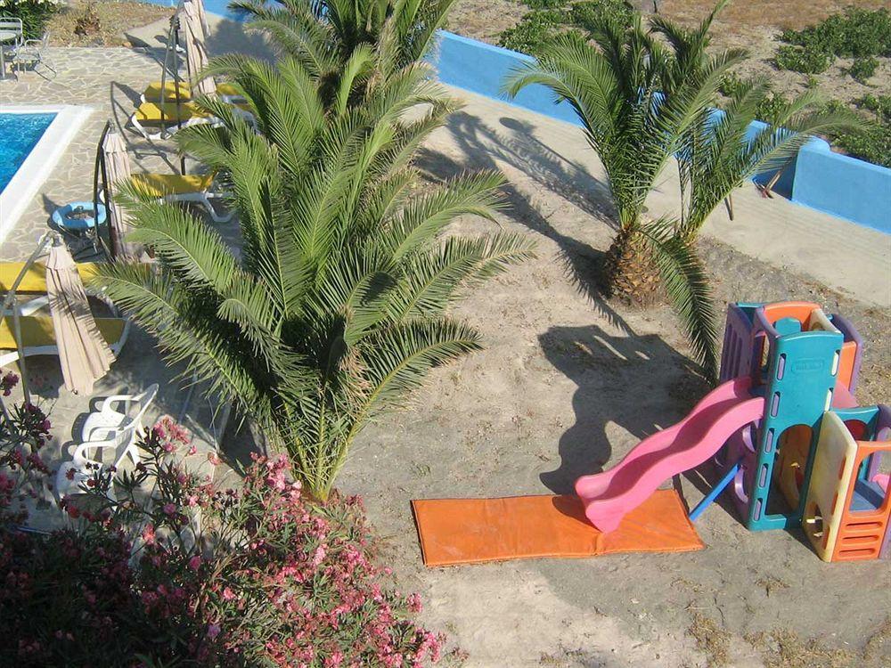 Zorbas Hotel Santorini Pýrgos Екстериор снимка