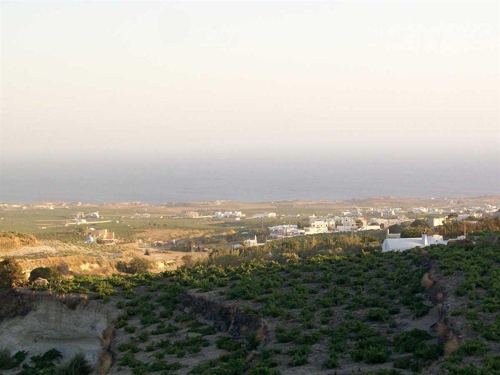 Zorbas Hotel Santorini Pýrgos Екстериор снимка