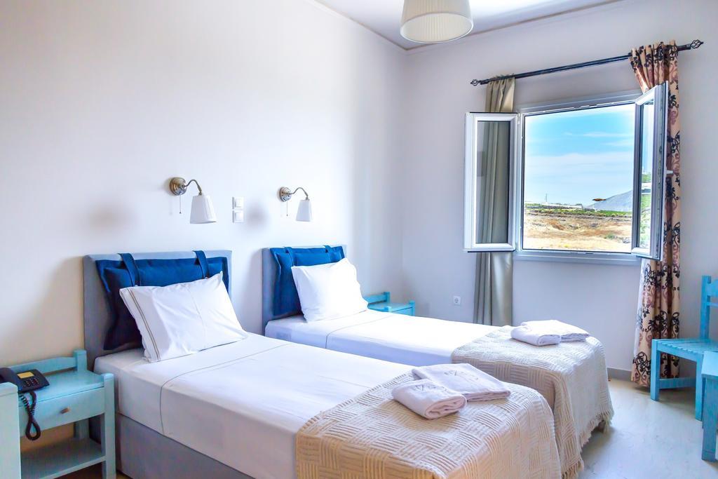 Zorbas Hotel Santorini Pýrgos Стая снимка