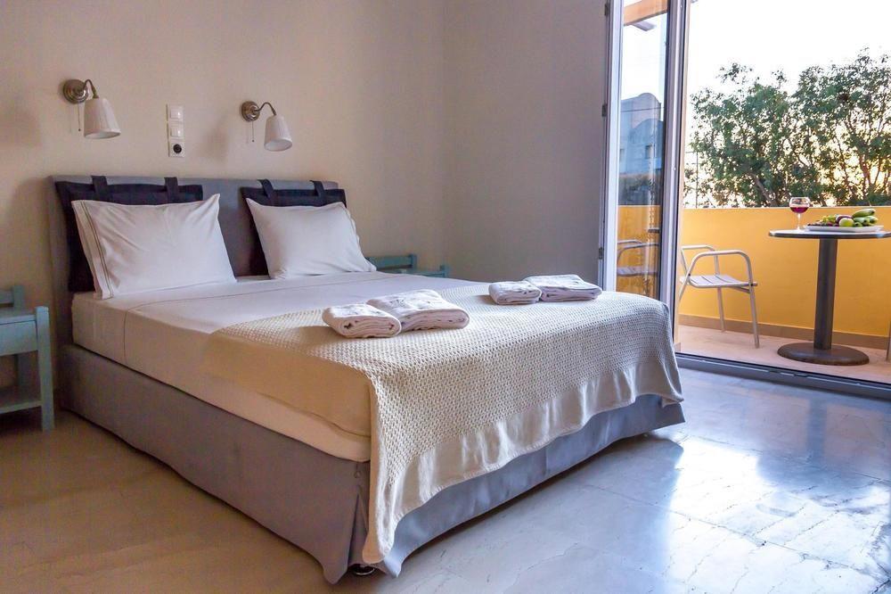 Zorbas Hotel Santorini Pýrgos Екстериор снимка