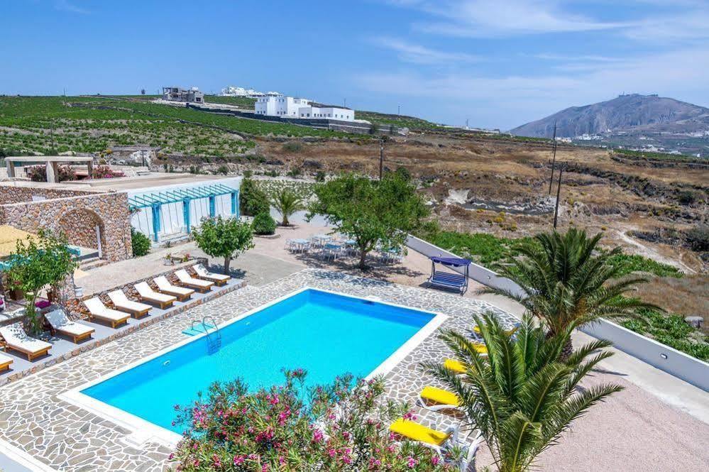 Zorbas Hotel Santorini Pýrgos Екстериор снимка