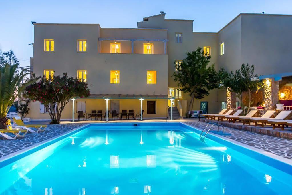 Zorbas Hotel Santorini Pýrgos Екстериор снимка